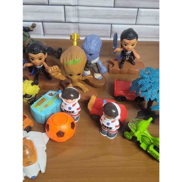 Toy Lot #A63 - Picture 4 of 8